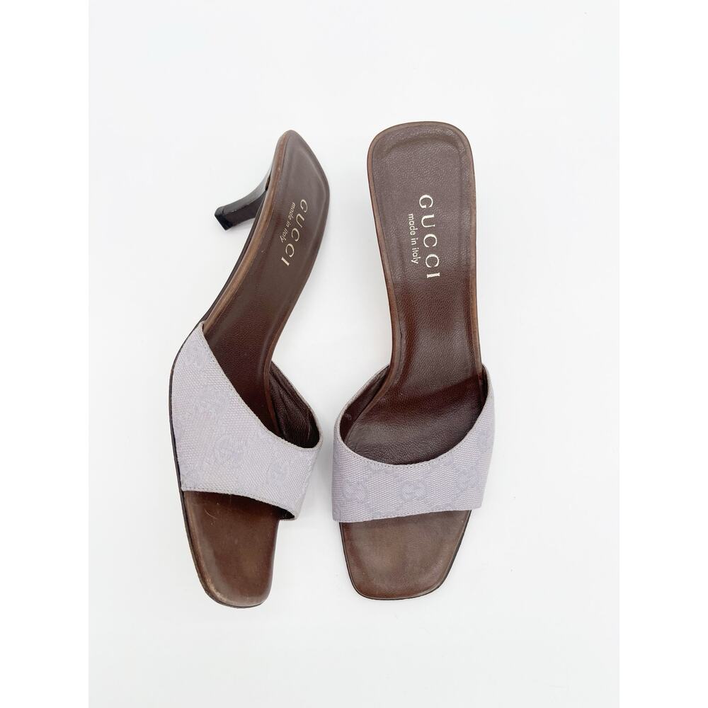Gucci Vintage Lavender GG Monogram Canvas Kitten Heel Mule Slide Sandals US 7.5